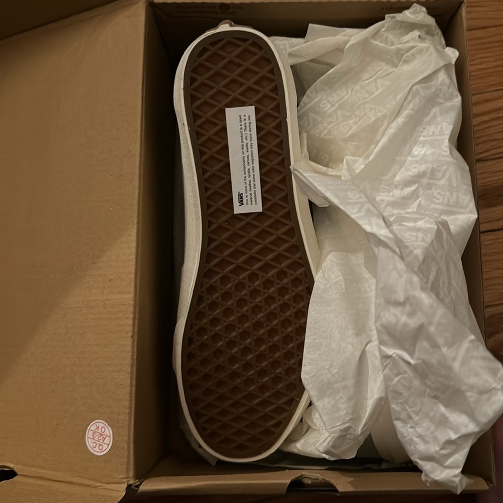 Ski8-Hi Vans Size 9 for Men - Picture 3 of 3